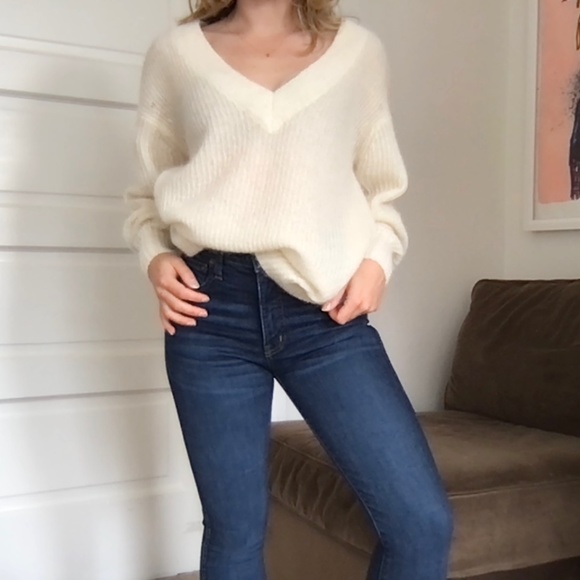 Aritzia - Klein Sweater - Picture 1 of 6